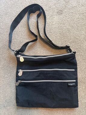Baggallini Black Crossbody/Travel Organizer with Light Gold Zippers